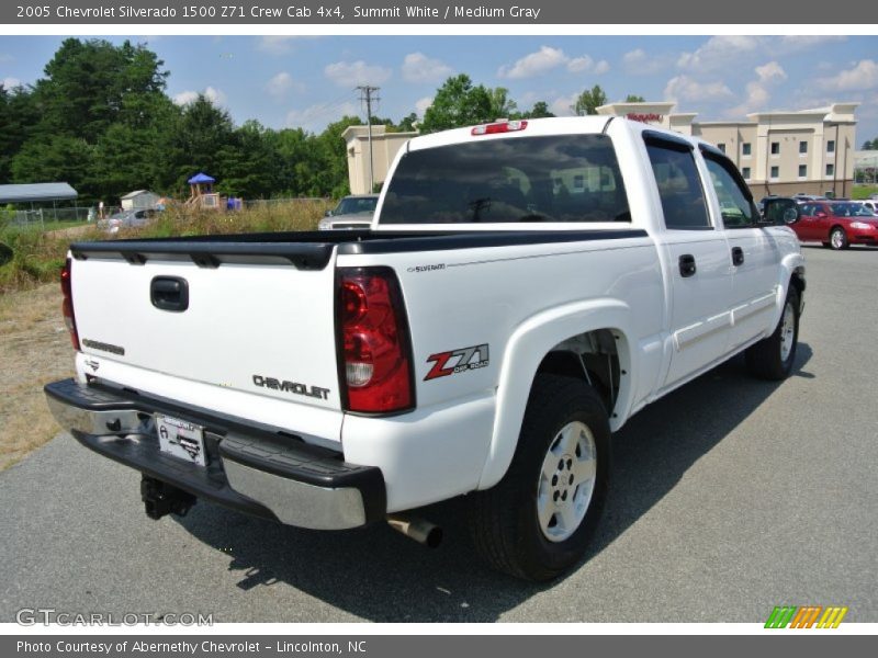 Summit White / Medium Gray 2005 Chevrolet Silverado 1500 Z71 Crew Cab 4x4