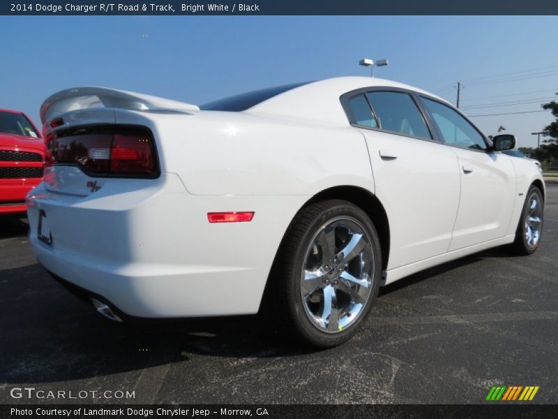 Bright White / Black 2014 Dodge Charger R/T Road & Track
