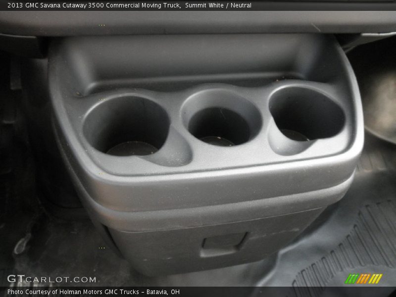 Summit White / Neutral 2013 GMC Savana Cutaway 3500 Commercial Moving Truck