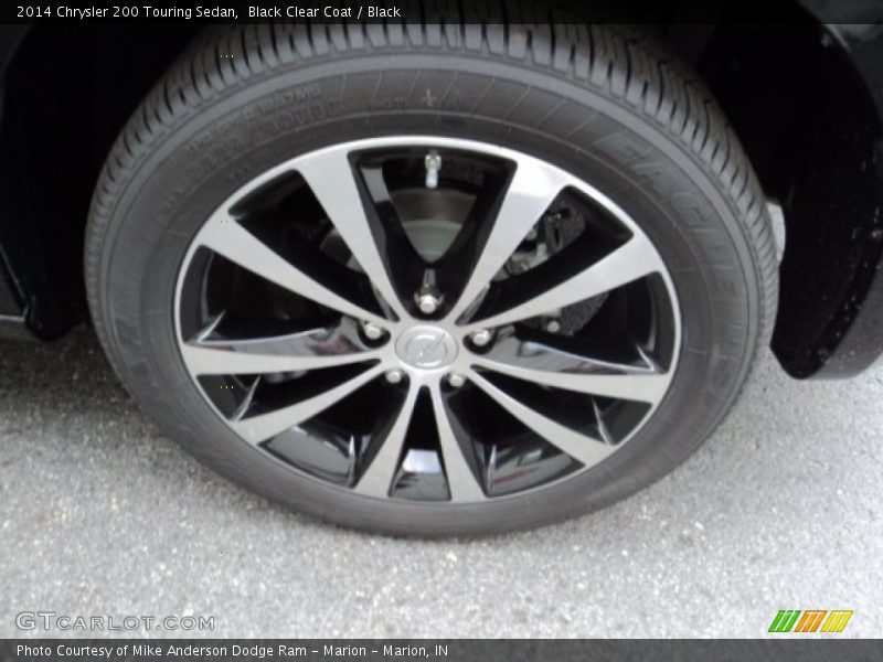  2014 200 Touring Sedan Wheel
