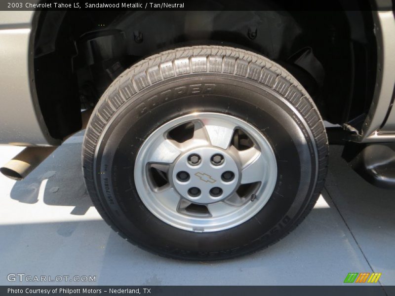 Sandalwood Metallic / Tan/Neutral 2003 Chevrolet Tahoe LS
