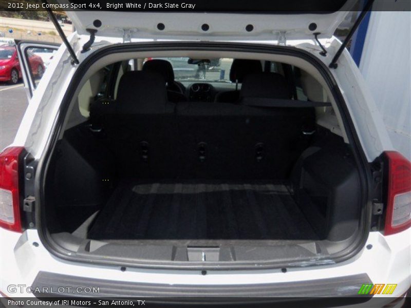 Bright White / Dark Slate Gray 2012 Jeep Compass Sport 4x4