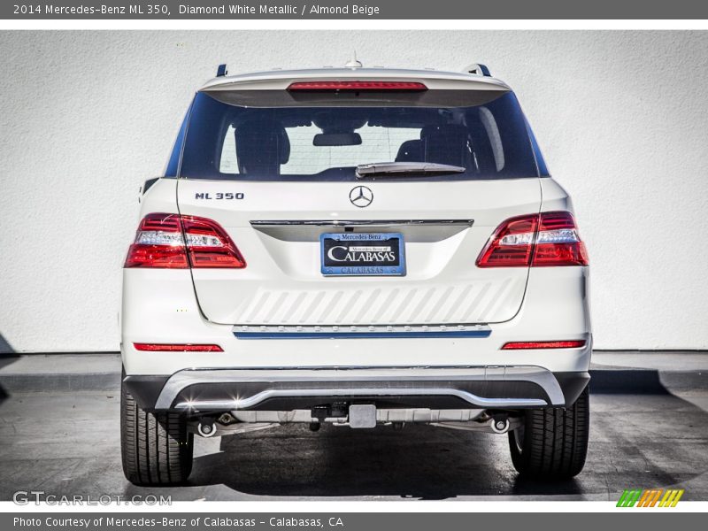 Diamond White Metallic / Almond Beige 2014 Mercedes-Benz ML 350