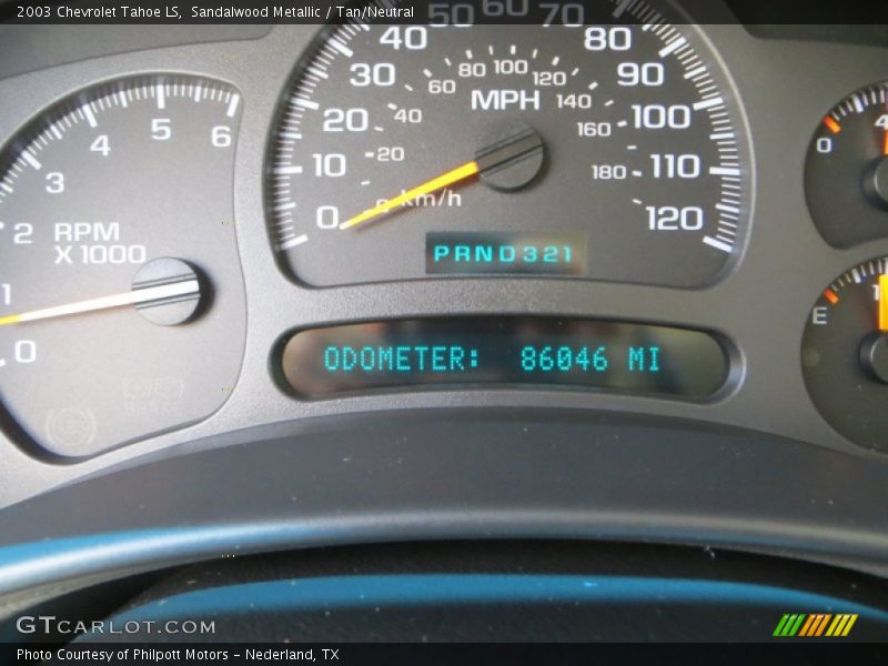 Sandalwood Metallic / Tan/Neutral 2003 Chevrolet Tahoe LS