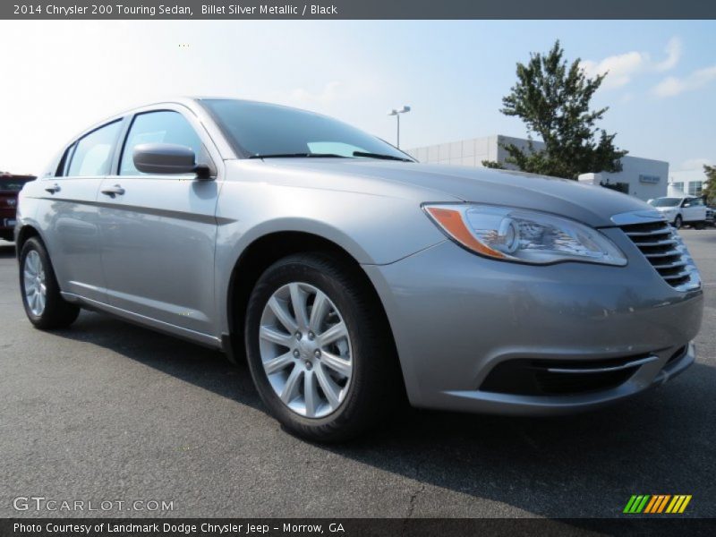 Front 3/4 View of 2014 200 Touring Sedan