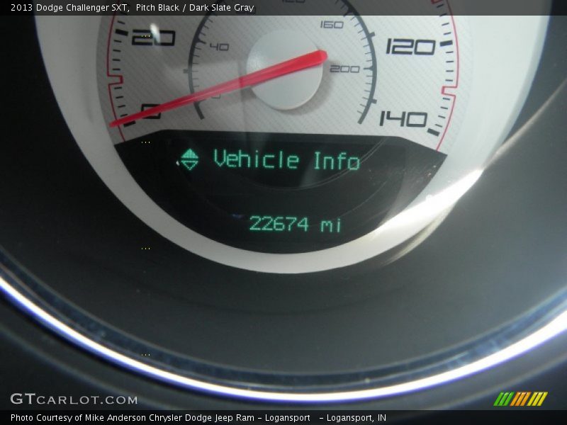 Pitch Black / Dark Slate Gray 2013 Dodge Challenger SXT