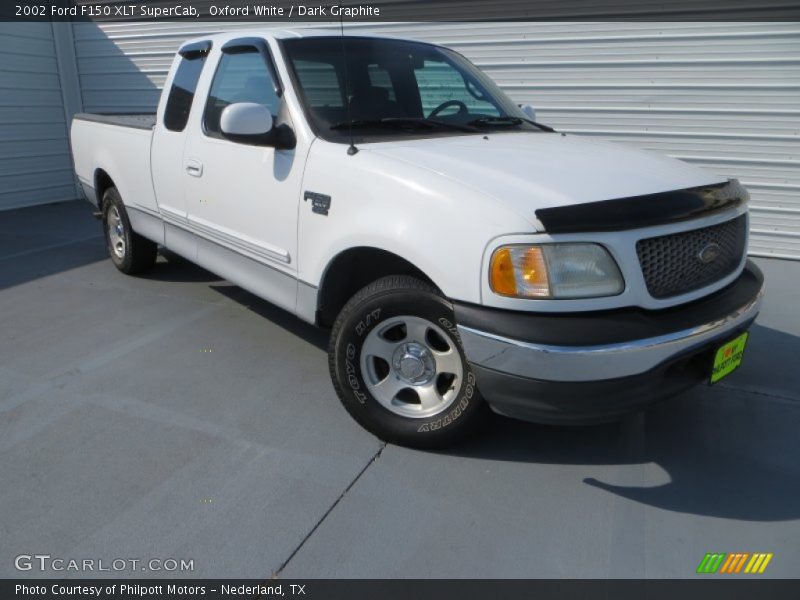 Oxford White / Dark Graphite 2002 Ford F150 XLT SuperCab