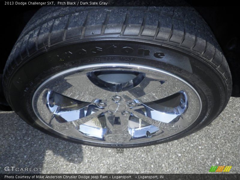 Pitch Black / Dark Slate Gray 2013 Dodge Challenger SXT
