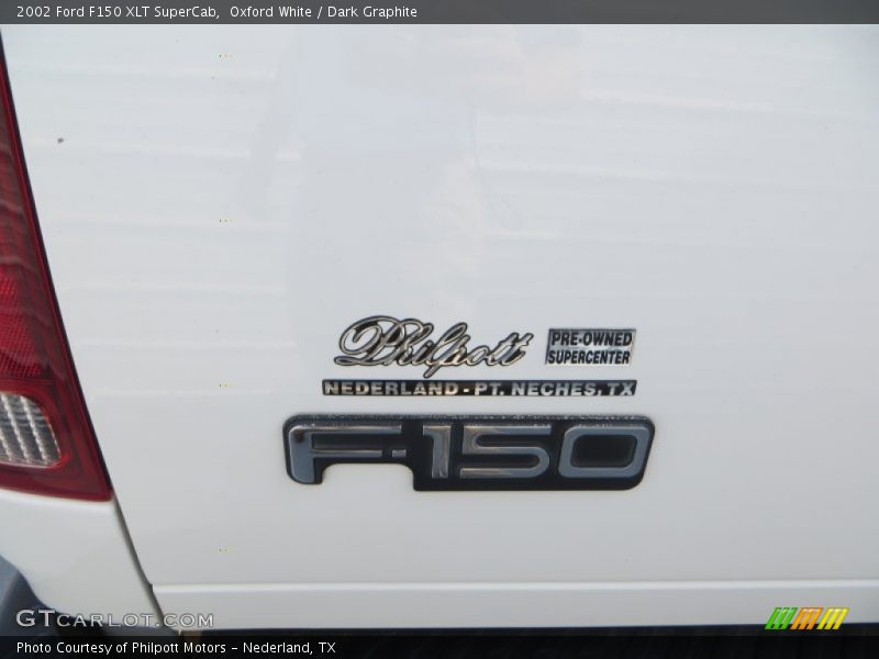 Oxford White / Dark Graphite 2002 Ford F150 XLT SuperCab