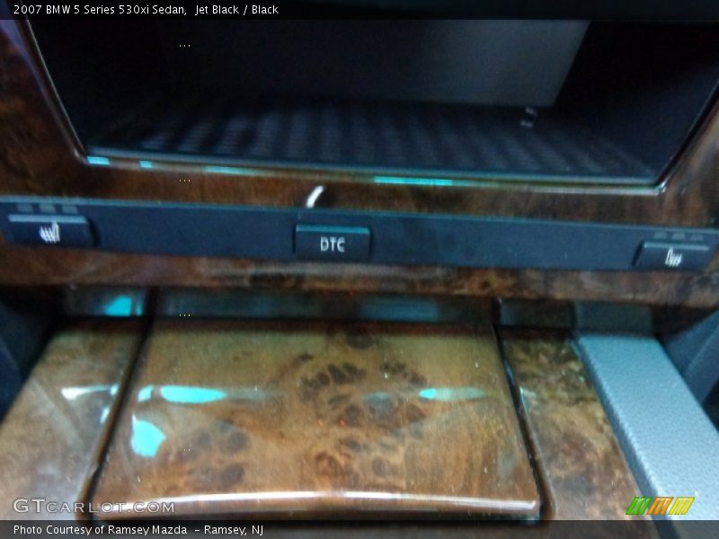Jet Black / Black 2007 BMW 5 Series 530xi Sedan