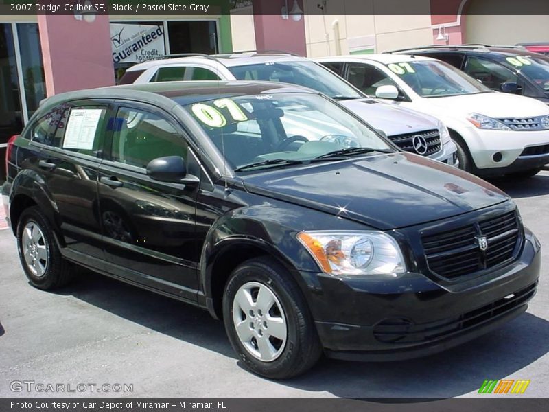 Black / Pastel Slate Gray 2007 Dodge Caliber SE