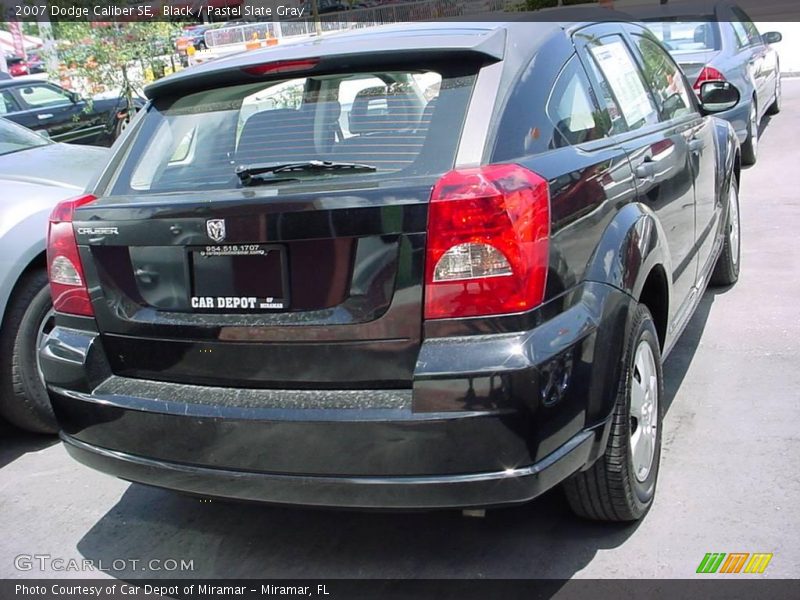 Black / Pastel Slate Gray 2007 Dodge Caliber SE