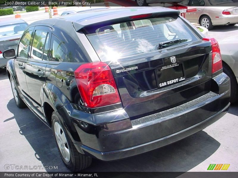 Black / Pastel Slate Gray 2007 Dodge Caliber SE