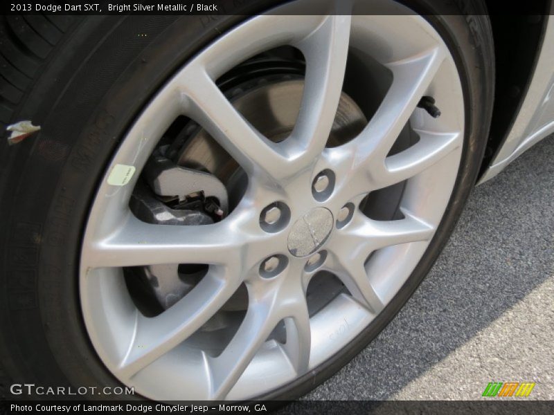 Bright Silver Metallic / Black 2013 Dodge Dart SXT