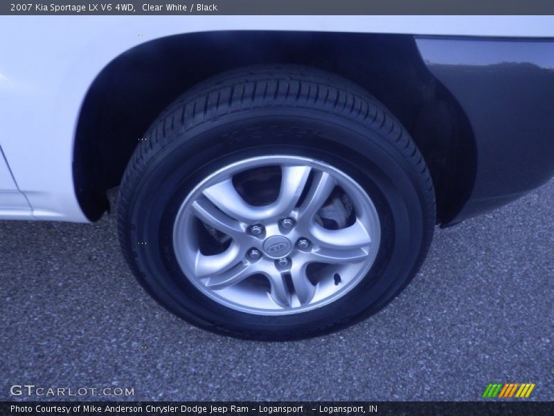 Clear White / Black 2007 Kia Sportage LX V6 4WD