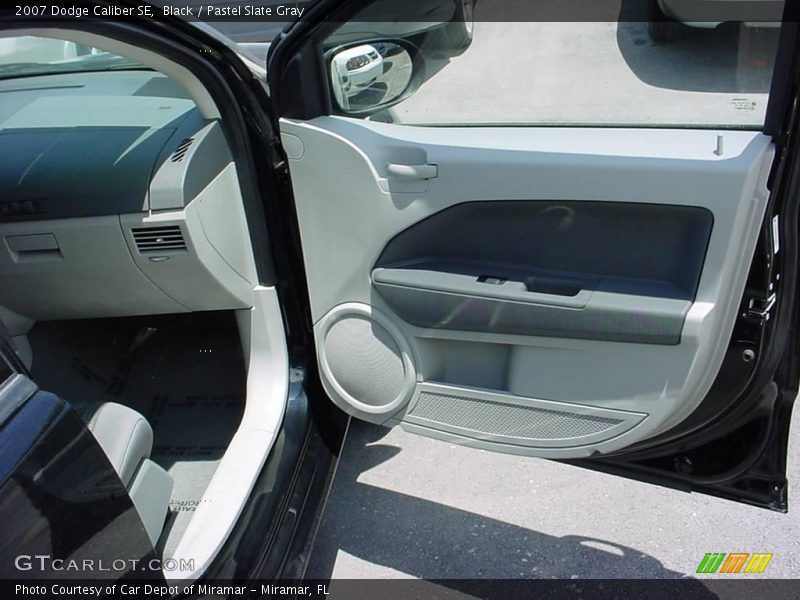 Black / Pastel Slate Gray 2007 Dodge Caliber SE