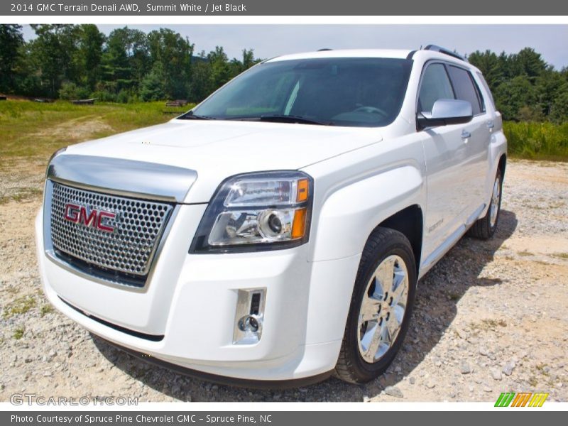 Front 3/4 View of 2014 Terrain Denali AWD