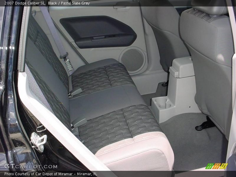 Black / Pastel Slate Gray 2007 Dodge Caliber SE