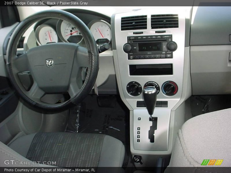 Black / Pastel Slate Gray 2007 Dodge Caliber SE