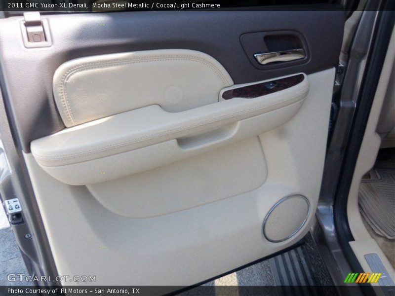 Mocha Steel Metallic / Cocoa/Light Cashmere 2011 GMC Yukon XL Denali