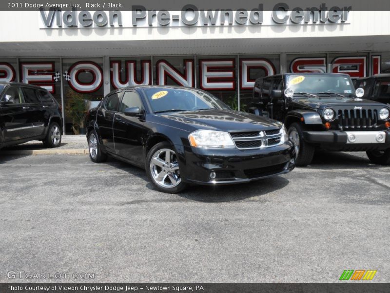 Black / Black 2011 Dodge Avenger Lux
