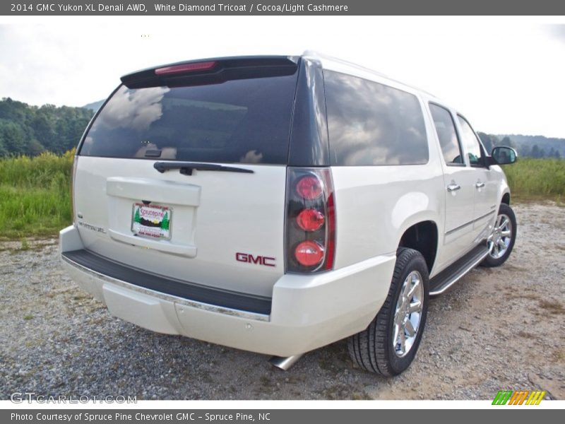 White Diamond Tricoat / Cocoa/Light Cashmere 2014 GMC Yukon XL Denali AWD