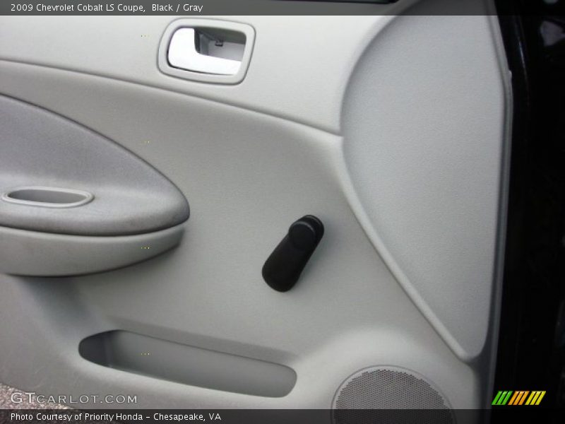 Black / Gray 2009 Chevrolet Cobalt LS Coupe