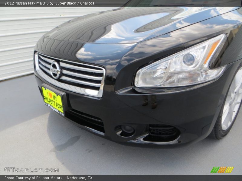 Super Black / Charcoal 2012 Nissan Maxima 3.5 S