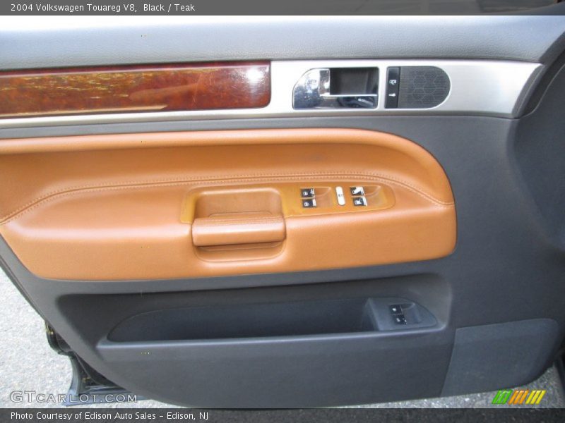 Black / Teak 2004 Volkswagen Touareg V8