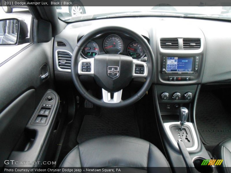 Black / Black 2011 Dodge Avenger Lux