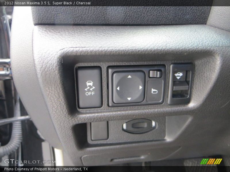 Super Black / Charcoal 2012 Nissan Maxima 3.5 S