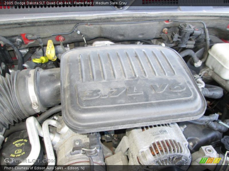 Flame Red / Medium Slate Gray 2005 Dodge Dakota SLT Quad Cab 4x4