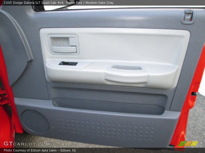 Flame Red / Medium Slate Gray 2005 Dodge Dakota SLT Quad Cab 4x4