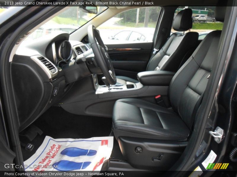 Brilliant Black Crystal Pearl / Black 2013 Jeep Grand Cherokee Laredo X Package 4x4