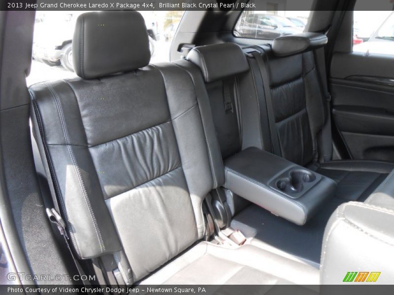 Brilliant Black Crystal Pearl / Black 2013 Jeep Grand Cherokee Laredo X Package 4x4