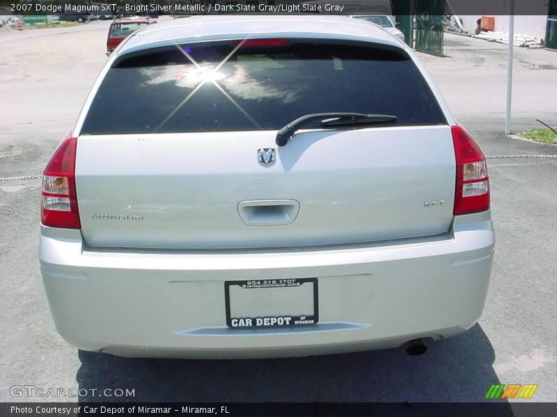 Bright Silver Metallic / Dark Slate Gray/Light Slate Gray 2007 Dodge Magnum SXT