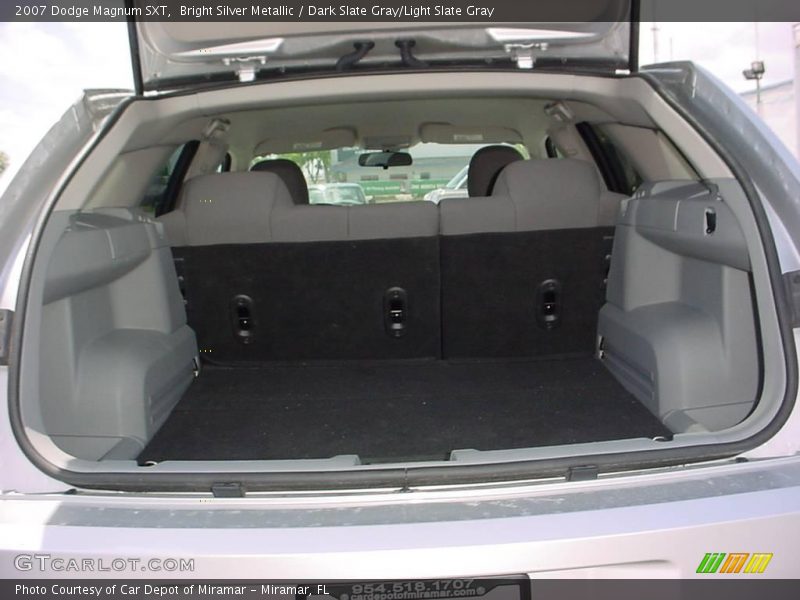 Bright Silver Metallic / Dark Slate Gray/Light Slate Gray 2007 Dodge Magnum SXT