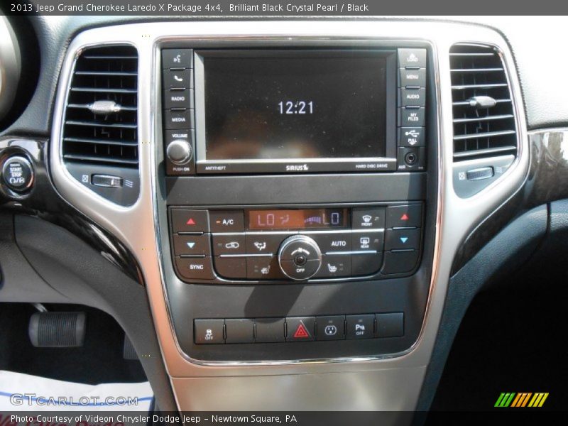 Brilliant Black Crystal Pearl / Black 2013 Jeep Grand Cherokee Laredo X Package 4x4