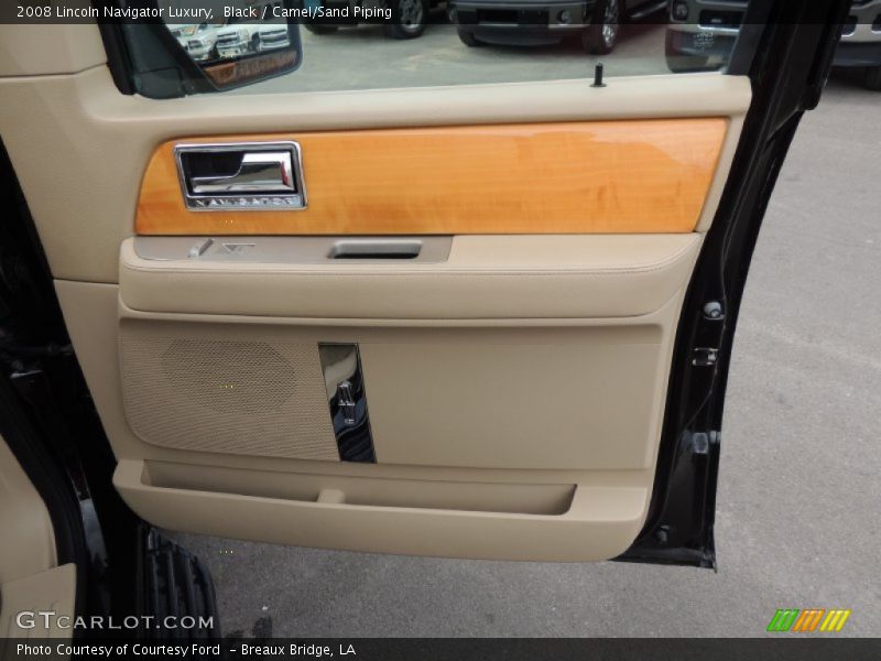 Black / Camel/Sand Piping 2008 Lincoln Navigator Luxury