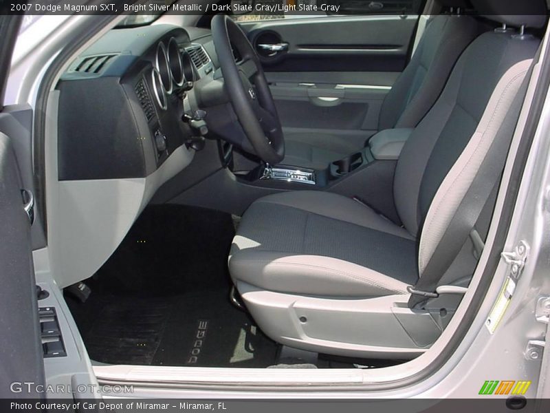 Bright Silver Metallic / Dark Slate Gray/Light Slate Gray 2007 Dodge Magnum SXT