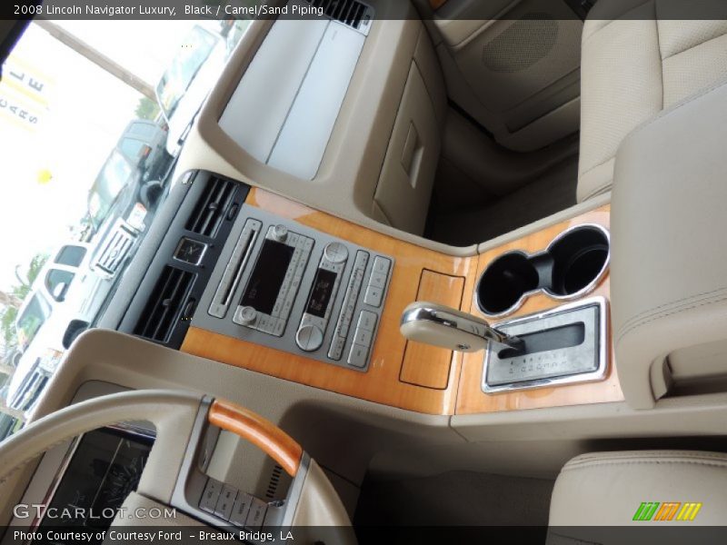 Black / Camel/Sand Piping 2008 Lincoln Navigator Luxury