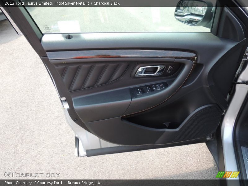 Ingot Silver Metallic / Charcoal Black 2013 Ford Taurus Limited