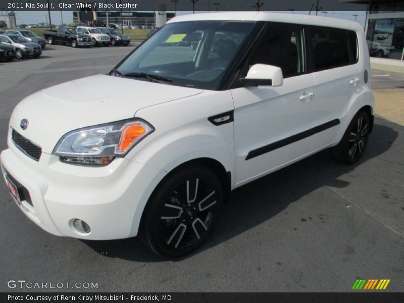 Clear White / Black Leather 2011 Kia Soul !