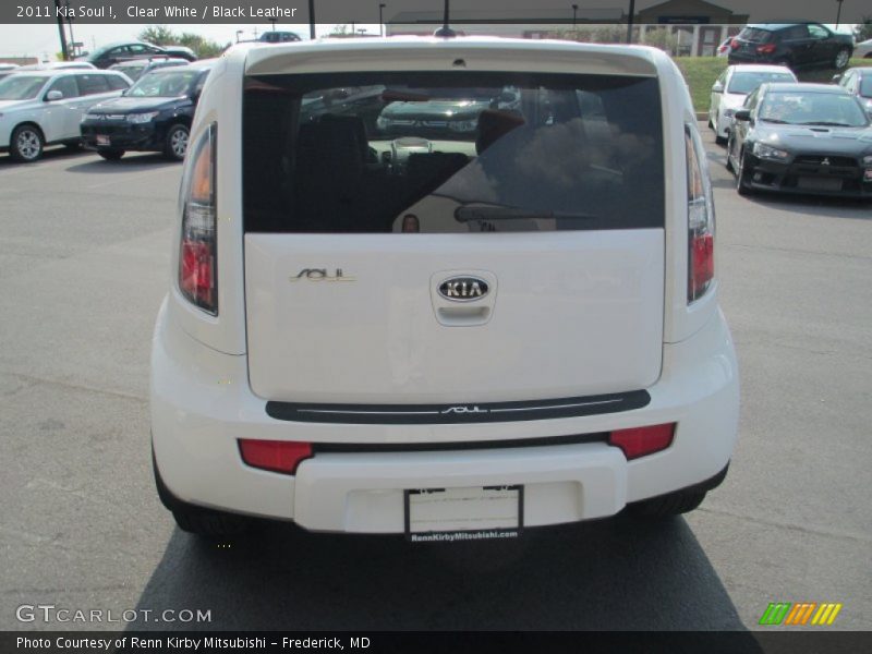 Clear White / Black Leather 2011 Kia Soul !