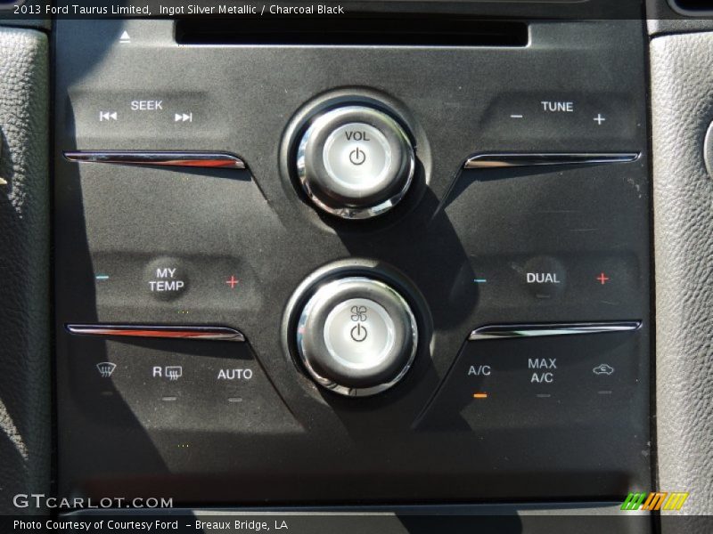 Ingot Silver Metallic / Charcoal Black 2013 Ford Taurus Limited