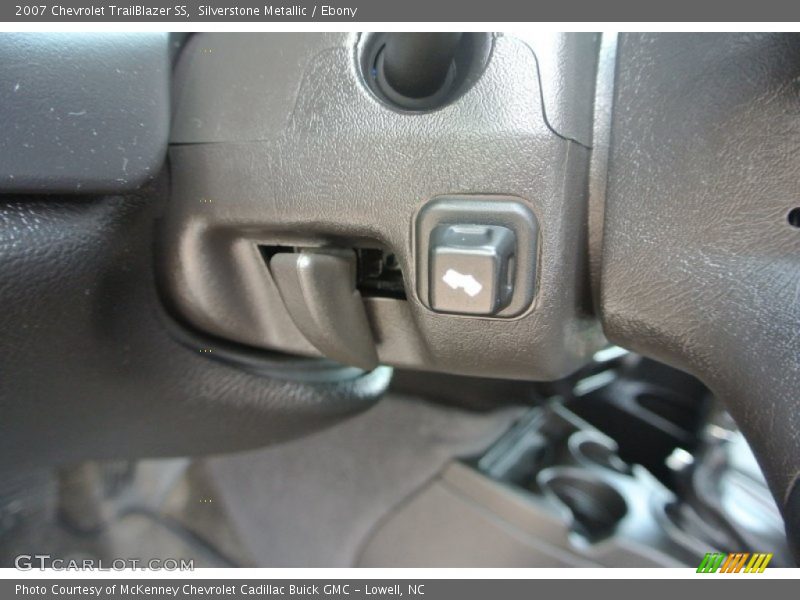 Silverstone Metallic / Ebony 2007 Chevrolet TrailBlazer SS