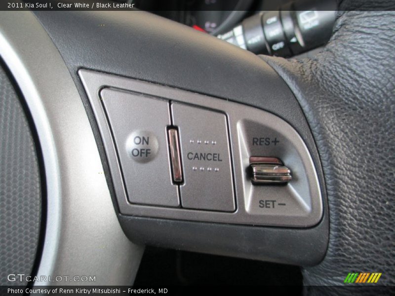 Clear White / Black Leather 2011 Kia Soul !