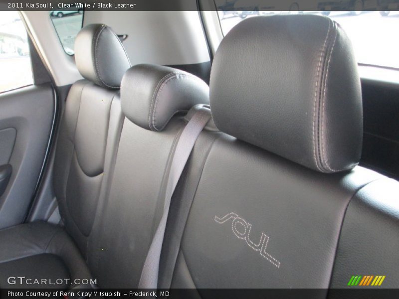Clear White / Black Leather 2011 Kia Soul !