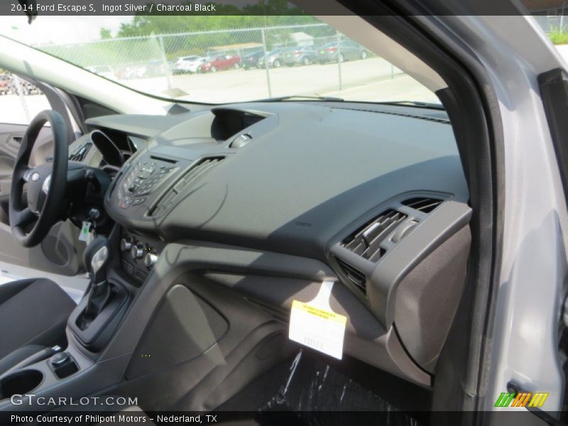 Ingot Silver / Charcoal Black 2014 Ford Escape S