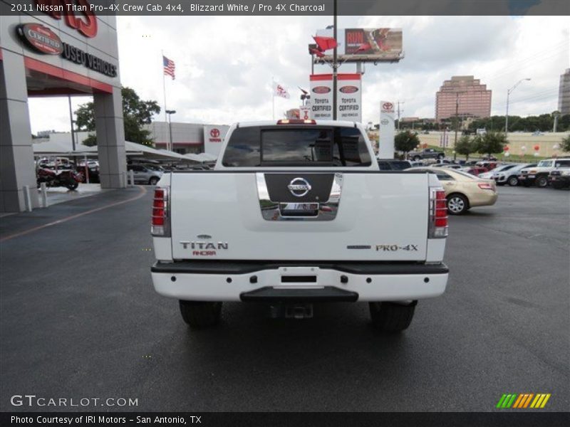 Blizzard White / Pro 4X Charcoal 2011 Nissan Titan Pro-4X Crew Cab 4x4